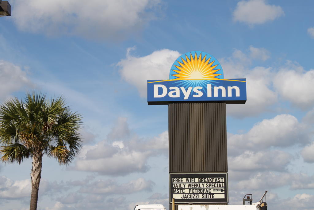 Days Inn By Wyndham Lafayette Near Lafayette Airport Exterior foto